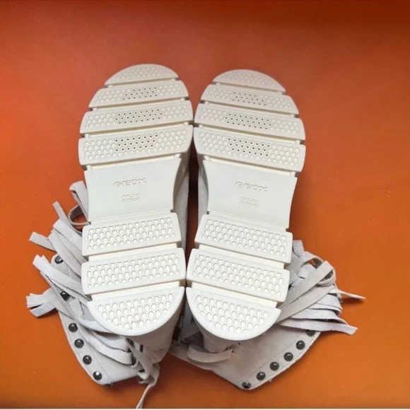 New! GEOX Ghoula Fringe Studded Suede Platform Booties in Taupe - Picture 12 of 13